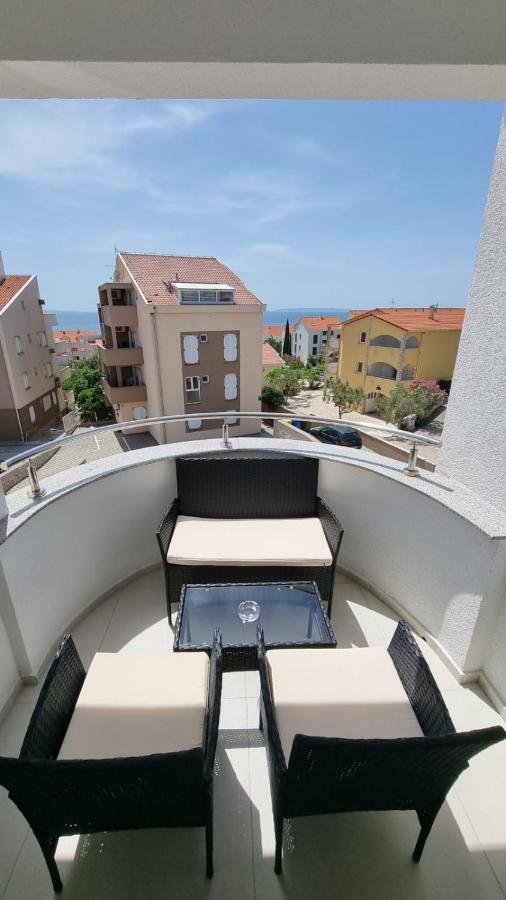 Kings Landing Apartment โนวาลยา ภายนอก รูปภาพ